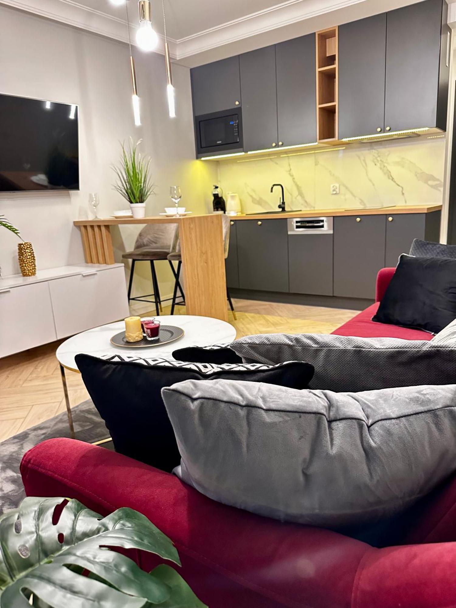 Apartamenty Kielce- Apartament Rubin Przy Zalew Kielecki, Faktura, Parking, Centrum Esterno foto