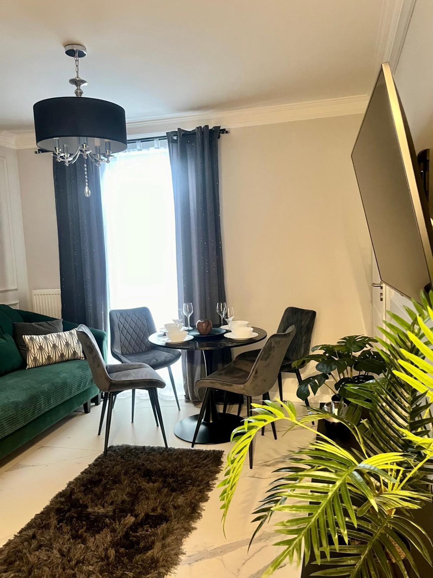 Apartamenty Kielce- Apartament Rubin Przy Zalew Kielecki, Faktura, Parking, Centrum Esterno foto